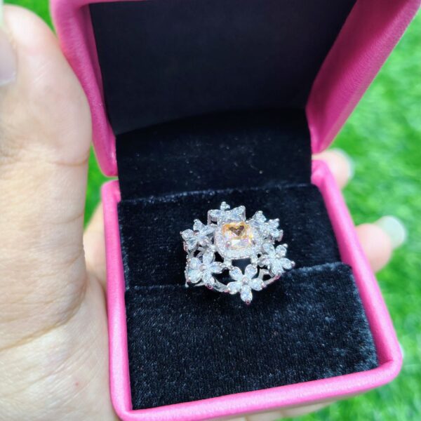 Emerald Blossom Luxury Ring - Image 3